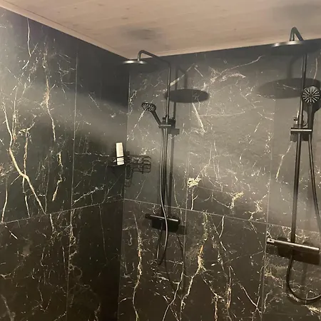 Guest house Lueuebnitsa Kuelalismaja