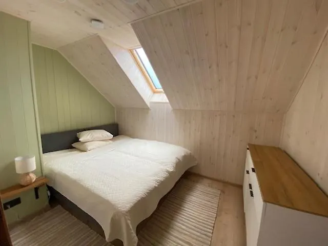 Lueuebnitsa Kuelalismaja * Lueuebnitsa