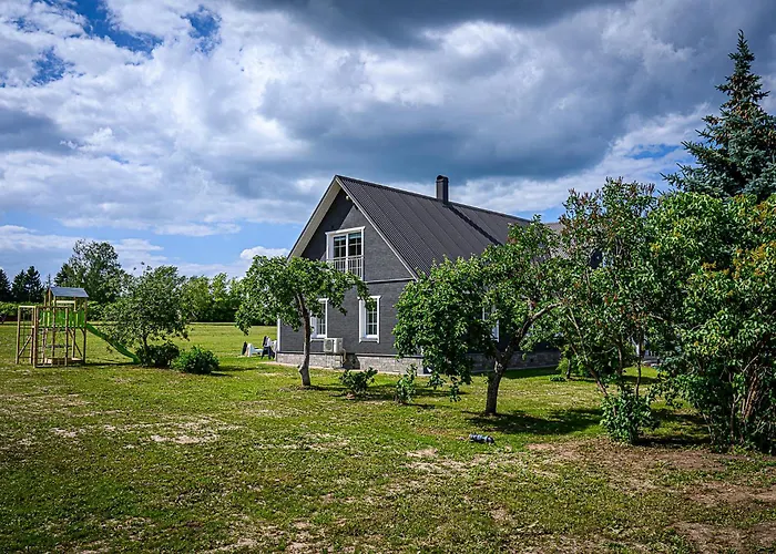 Guest house Lueuebnitsa Kuelalismaja Lueuebnitsa