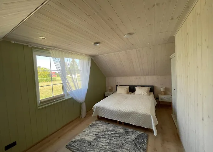 Lueuebnitsa Kuelalismaja * Lueuebnitsa